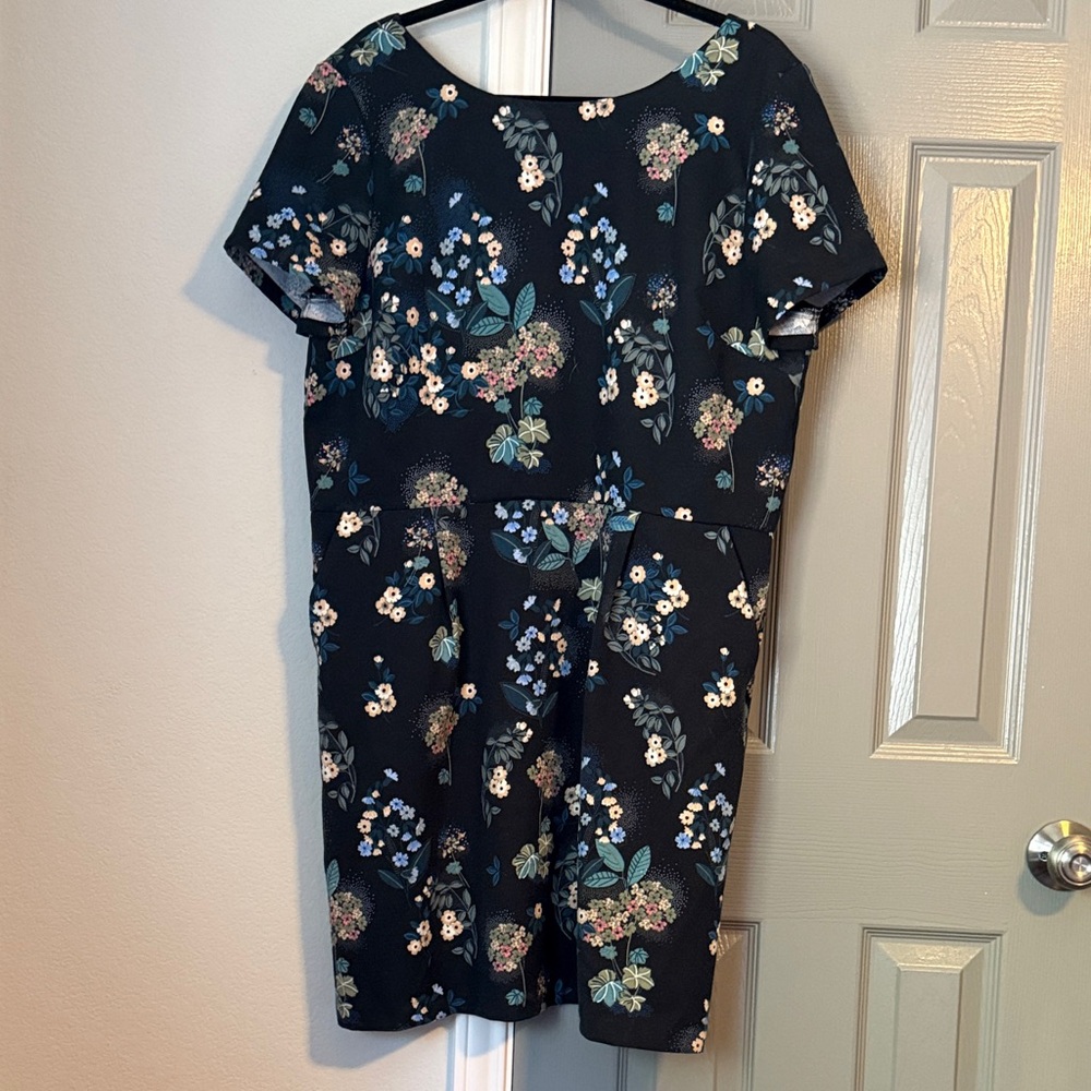 LOFT Dark Floral Short Sleeve Midi Dress with Pockets